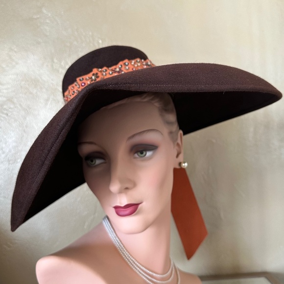 BEWITCHING 1940s\' VERY LARGE BRIM BROWN FELT HAT + ORANGE GROSGRAIN BAND/SEQUINS main image 9